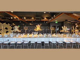 Tafelsetting Medium Nude &ndash; Stijlvolle Gedekte Tafels met Droogbloemen