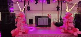 LETsImprove Digital Gloss Black DJ Booth 01