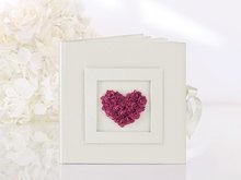 Creme met Hart van Fuchsia Rozen in Frame Gastenboek