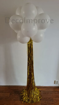 Wolk Standaard met Gouden Drapering