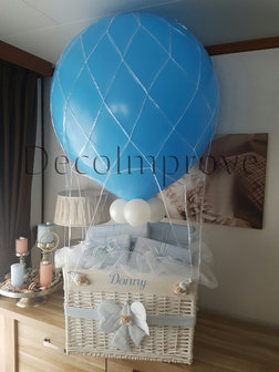 Luchtballon met Grote Mand en Teddybeer Ballondecoratie