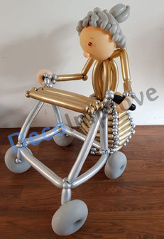 Oma Goud met Rollator Ballondecoratie 