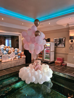 Teddybeer Groot met Chroom Goud, Wit en Pastel Roze Helium Tros Ballonnenboeket op Wolk