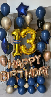 Navy Blue &#039;Happy Birthday 13&#039; Ultra Deluxe Collage Ballonnenpilaar