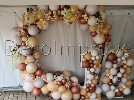 Rosegold Peach Nude met Bloemen Organic Cirkel Ballonnenboog