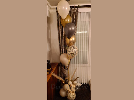 A touch of Brown Luxe Ballonnenboeket Helium Ballonnentros