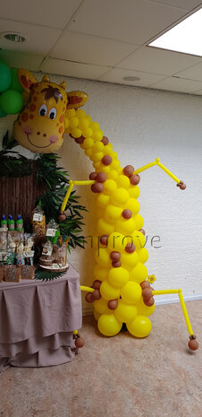 Ballonnenboog Jungleboom met Giraffe en Jungledieren