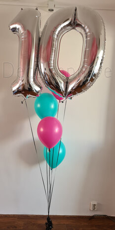 Helium ballonnentros met 4 ballonnen en 2 folie cijfers