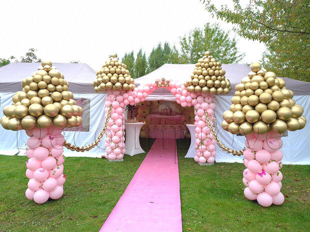 Kasteeltorens Roze Goud met Poort en Slotgrachtkettingen Ballondecoratie inclusief Klimop en Vlinders Set 