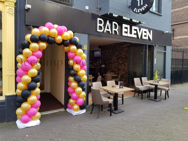 Ballonnenboog Standaard met Pijlpatroon Enkeldeurs Clusters van 4 