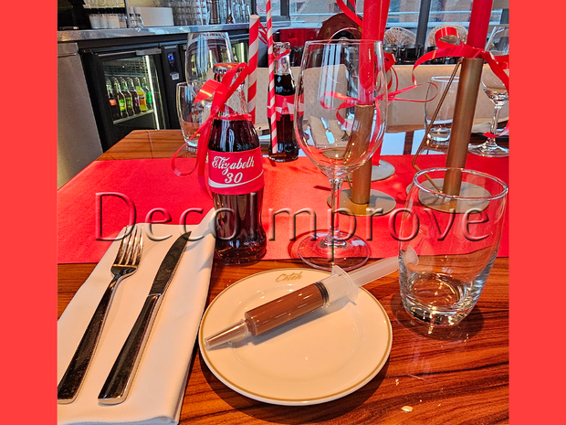 Tafelsetting Medium Coca-Cola &amp; Nutella &ndash; Unieke Themasetting voor Feesten &amp; Events