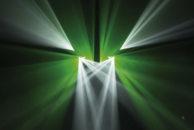 Showtec Phantom 65 Moving Head Spot set van 4 02