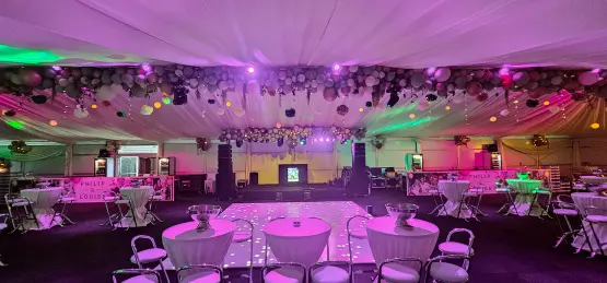 Podium en AV techniek Philip en Louise