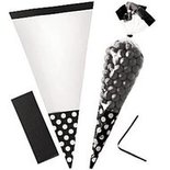 Zwart Cellofaan Kegel Snoepzak 10st