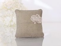 Vintage Jute met Kanten Bloemen Ringen Kussentje