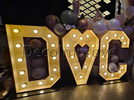 Lichtletters Hout 'D hartje C' set van 3 Verhuur