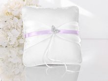 Wit met Roze Lint en Zilveren Vlinder Ringen Kussentje