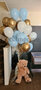 Teddybeer Groot met Chroom Goud, Wit en Pastel Blauw Helium Tros Ballonnenboeket